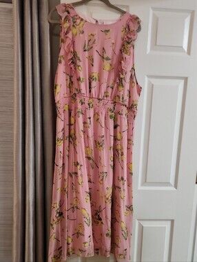 Adyson Parker Light Pink Floral Dress with Yellow and Green Accents